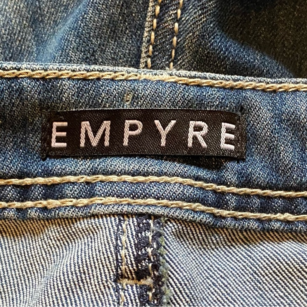 Women’s Empire Short Blue Jeans - Picture 3 of 5